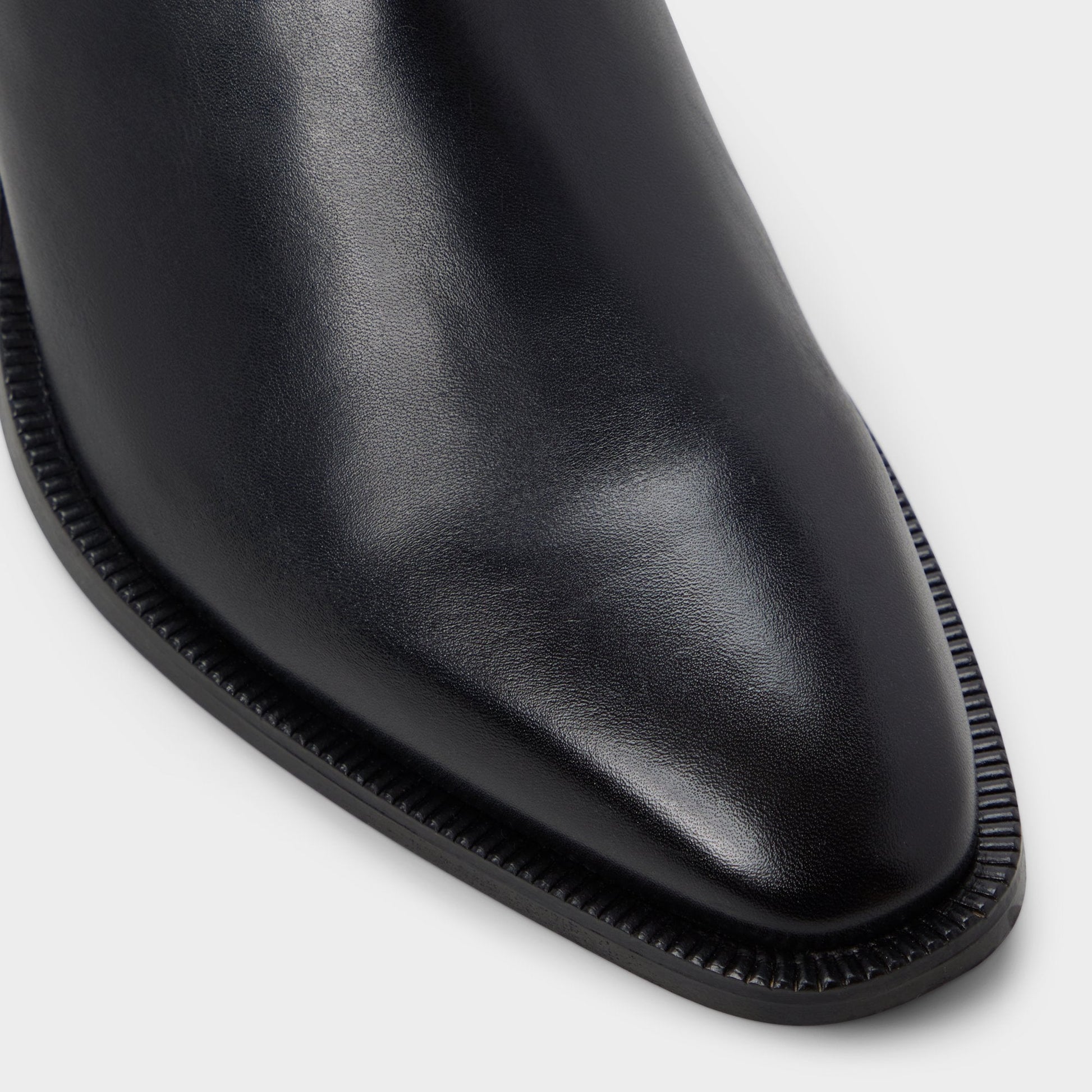 Jako in Black - Chelsea boot, Block heel | Aldo Classic