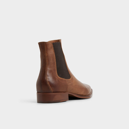Dax in Cognac - Chelsea boot | Aldo Popular